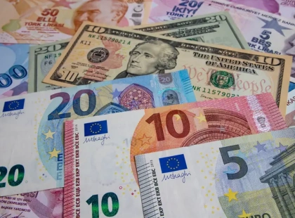 Курс валют у Києві: де вигідно купити та продати долари й євро