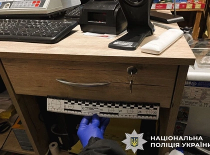 На Бучанщині судитимуть чоловіка за пограбування супермаркету зі стріляниною