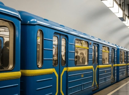 Метро Києва після закриття: що відбувається з вагонами, коли пасажири йдуть