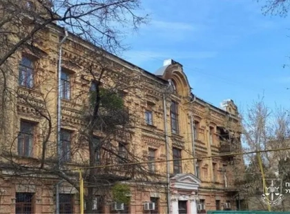 Прокуратура Києва рятує історію: суд зобов’яже власників відновити будинок на Ярославовому Валу