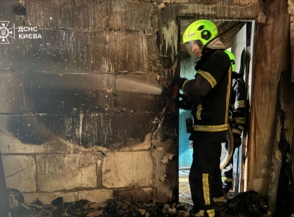 У Подільському районі Києва горіла квартира: власник отруївся чадним газом