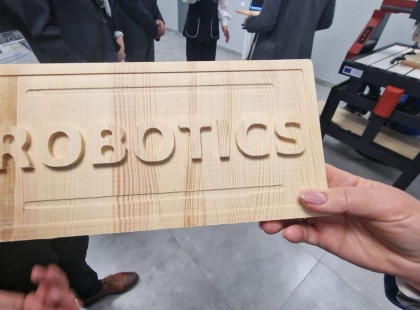 У Києві відкрили центр робототехніки з роботом KUKA та 3D-принтерами вартістю 7,4 млн грн