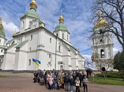 Великдень у Софії Київській як діти загиблих військових зустріли свято разом із Президентом