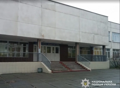 Директорка київського ліцею привласнила майже 8 млн грн із зарплат працівників — справа йде до суду