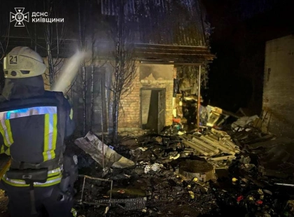 У Броварах вночі сталася пожежа в житловому будинку: рятувальники врятували людину