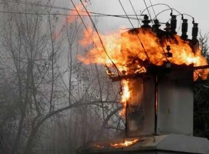 У Києві можливі перебої зі світлом після вибуху трансформатора на лівому березі
