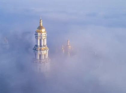 Фото Києво-Печерської лаври в тумані стало найкращим знімком Києва на конкурсі «Вікі любить пам’ятки»