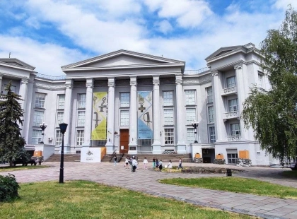 Рукопис тисячолітньої давнини покажуть у Києві: у музеї презентують Турівське Євангеліє