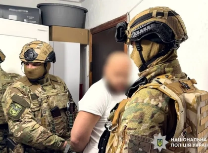У Києві викрили схему легалізації іноземців через фіктивне «волонтерство»