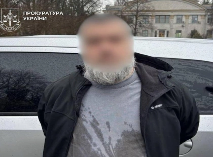 У Києві судитимуть чоловіка за спробу розбою в обміннику через борги