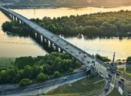 Глибина Дніпра в Києві: де річка наймілкіша і які ділянки сягають 19 метрів