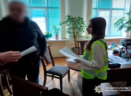 У Києві чиновника Подільської РДА підозрюють у невиплаті понад 425 тис. грн дітям-сиротам