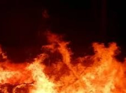 У Шевченківському районі Києва після влучання горить офісний центр