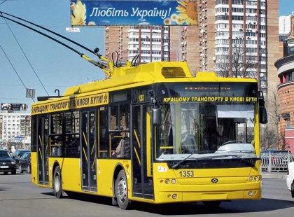 У Києві змінили маршрути громадського транспорту після атаки РФ