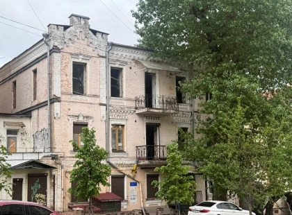 Суд скасував дозвіл на забудову біля «Будинку з комахами» у центрі Києва