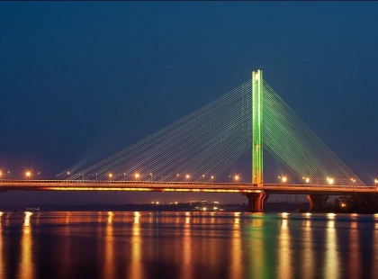 На Південному мосту в Києві до кінця жовтня частково обмежать рух