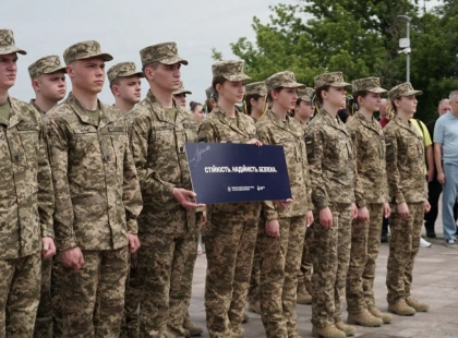 У Києві відкрили пам’ятний знак Держспецзв’язку на Алеї українського війська: фото