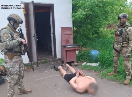 На київському вокзалі вербували людей у трудове рабство: поліція звільнила 12 потерпілих
