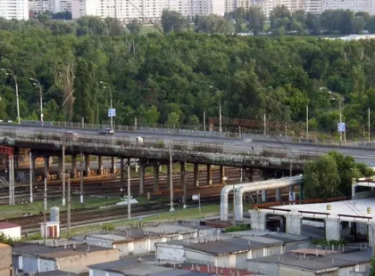 У Києві реконструюють шляхопровід на Харківському шосе: повернуть трамвайну колію