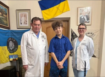 В Інституті Амосова виписали юнака після трансплантації серця: він мріє стати програмістом