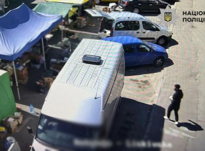 У Києві судитимуть 23-річного чоловіка за зухвале пограбування підприємця на ярмарку
