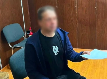 Киянин самовільно захопив частину «Сирецького гаю» та встановив паркан
