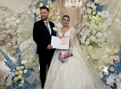 Український бренд подарував нову весільну сукню нареченій, чий образ згорів під час обстрілу Києва — історія підтримки