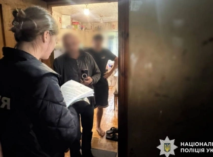 На Київщині викрили шахраїв, які видавали себе за фонди та ошукали людей на понад 1 млн грн