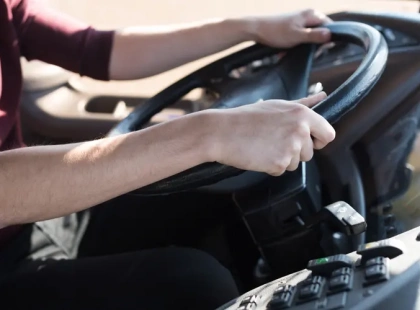 «Київпастранс» шукає водіїв і ремонтний персонал: у столиці бракує працівників громадського транспорту
