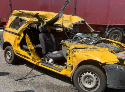 Серйозна ДТП на Київщині: під Обуховом вантажівка протаранила Renault з дітьми