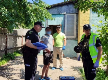 На Київщині чоловік жорстоко вбив сусіда ножем: поліція затримала підозрюваного