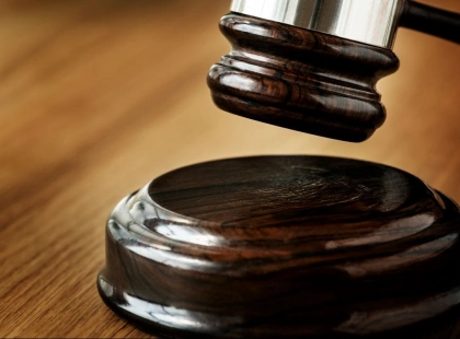 У Києві чоловік намагався отримати 2,6 млн грн за чужий зруйнований будинок