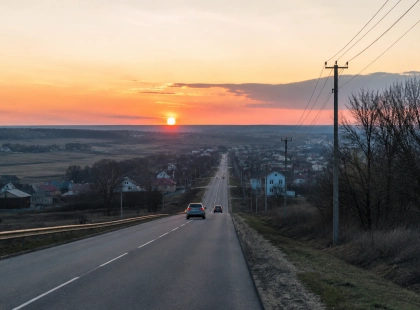 Куди поїхати з Києва на машині у 2026 році: 10 маршрутів на вікенд