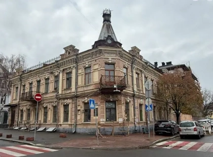 У Києві руйнується будинок археолога Вікентія Хвойки: чому влада відхилила петиції про порятунок