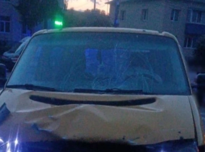 Під Києвом Volkswagen зіткнувся з мотоциклом: загинув 17-річний пасажир, водійці оголосили підозру
