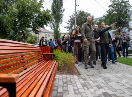 Кличко показав новий сквер біля метро «Політехнічний інститут»: на місці 21 МАФу з'явилася зелена зона