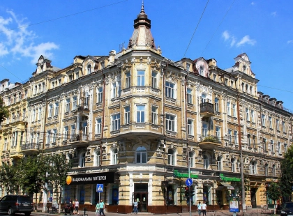 Будинок Сніжка-Хлєбнікової у Києві: історія «пряникової» пам'ятки та скандалу, що зламав кар'єру архітектора