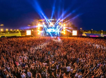 На Atlas Festival тисячі людей скандували «Федоров!»: відео з фестивалю ширяться мережею