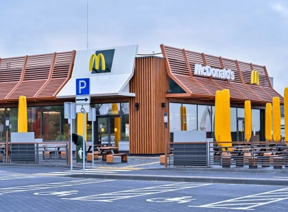 У McDonald’s з’явилися нові бургери «СВІЙ», крильця та картопля