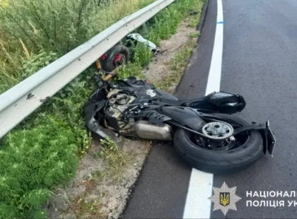 Смертельна ДТП під Переяславом: водій Ducati виїхав на зустрічну смугу, загинула пасажирка