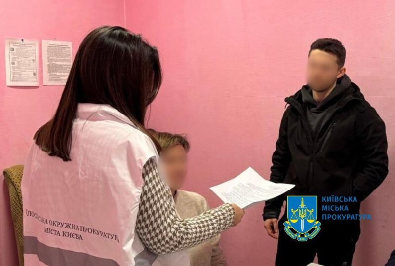 Дитячий жах: 8-річна дівчинка зняла звірства батька над собакою - 2