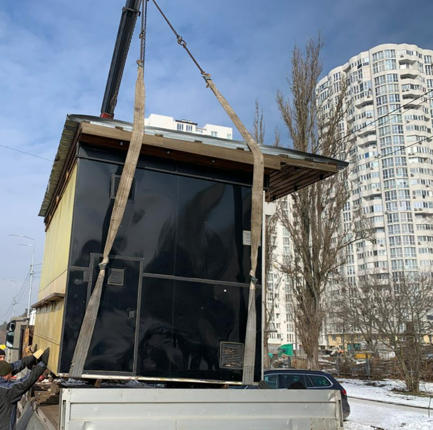 МАФи, гаражі та контейнери: за три місяці в Києві демонтували 700 об'єктів благоустрою - 2