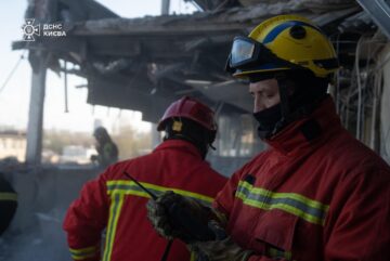 Ракетний удар і його наслідки: як відновлюють бізнес-центр на Оболоні - 3