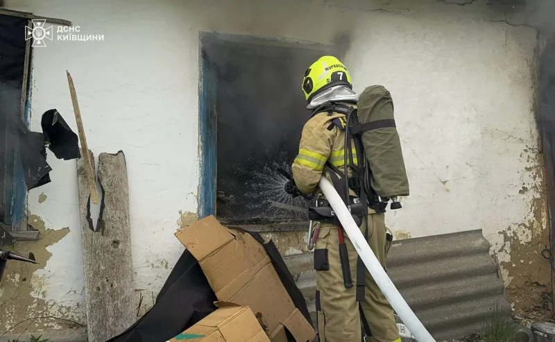 Пожежа на Білоцерківщині: внаслідок загоряння житлового будинку загинула людина - 2
