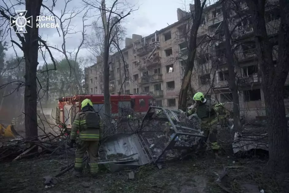 Ігор Клименко нагородив рятувальників і поліцейських за героїзм у Києві - 3