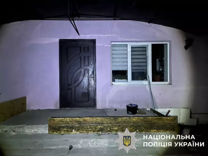 В Бориспільському районі зафіксовано наслідки нічної атаки БпЛА: пошкоджені будинки та автомобіль - 2