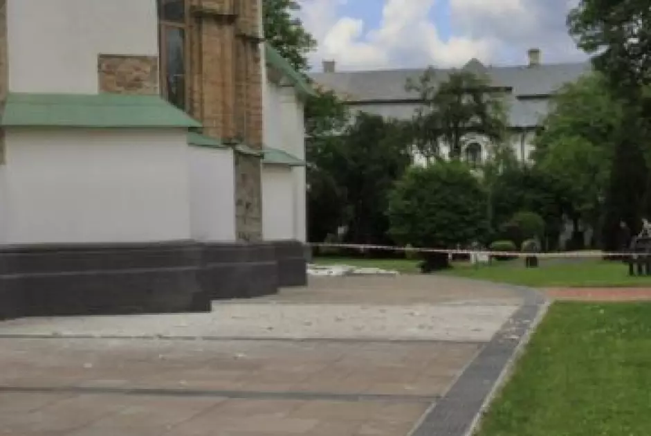 Як ракетна атака знищує культурну спадщину Києва: постраждала Софія Київська - 2