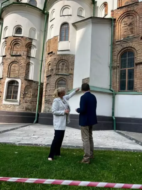 Як ракетна атака знищує культурну спадщину Києва: постраждала Софія Київська - 1