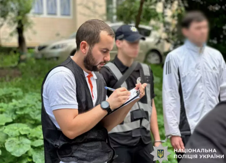 Київський зрадник на замовлення росіян підпалив мікроавтобус військового - 6