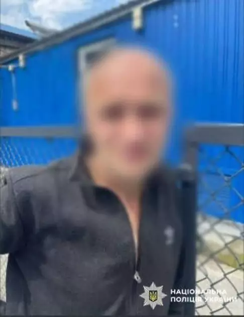У Києві затримали крадія, який через вікно викрав ноутбук з кабінету вчителя - 2